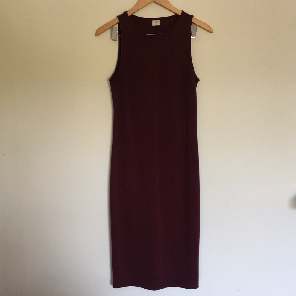 Maroon/ Burgundy midi dress.